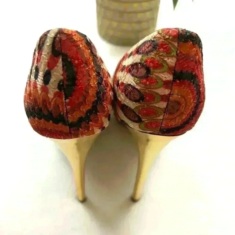 Zigi Girl Multicolor Geometric Stiletto Gold Trim Round Toe Pump Heels Size 7